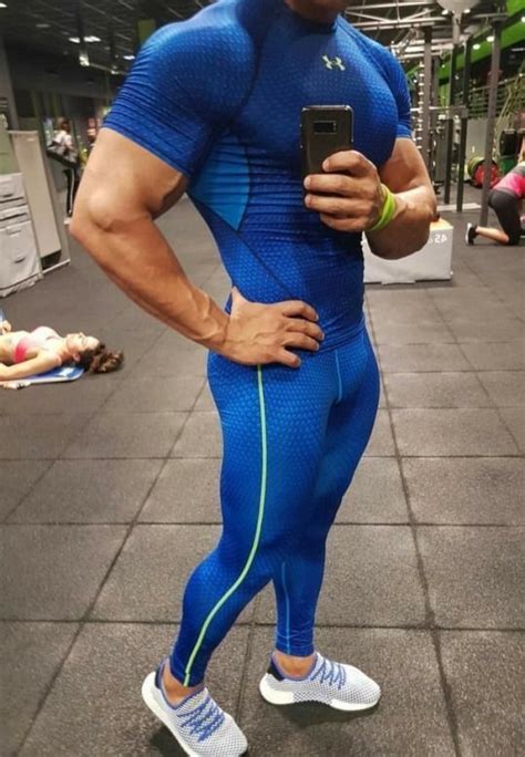 Pin By Tonym On Pants In Mens Workout Clothes Fitness Wear Outfits Gym Outfit Men