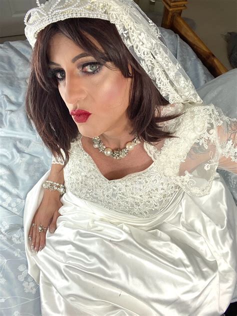 Stunning Hot Crossdresser Bride Shelly Tgirl In Flawless C Flickr