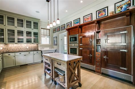 When you contact mike's 100% custom remodeling for kitchen cabinets in dallas tx, you could expect a combo of style, security, and durability. Homes with History | 2018 HGTV's Ultimate House Hunt ...