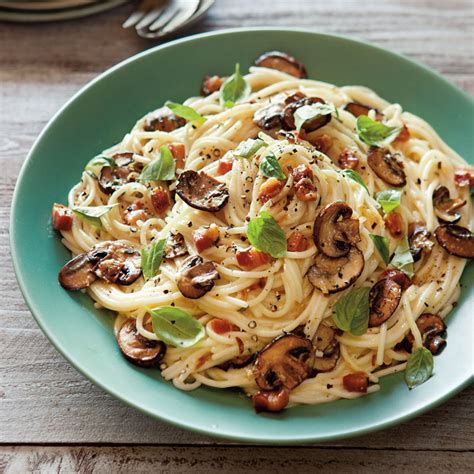 This version of spaghetti carbonara does not include meat, but. Mushroom Spaghetti Carbonara | Williams-Sonoma Taste
