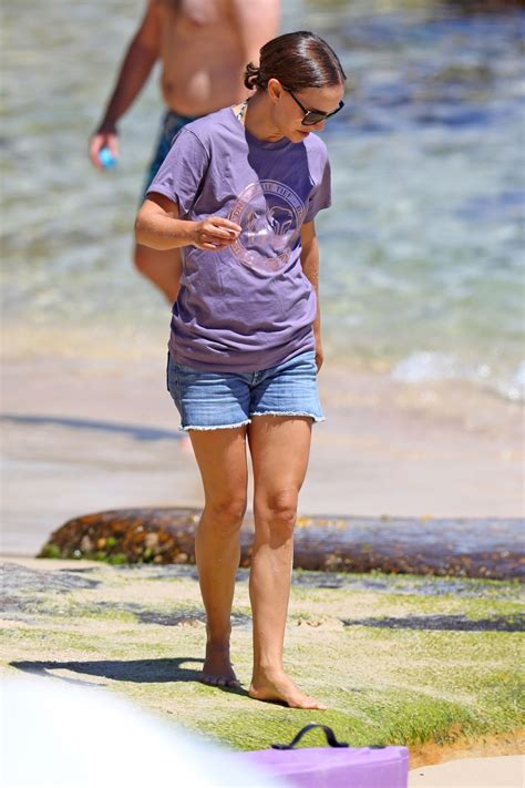 Natalie Portman Beach Portman Millepied Mydralist