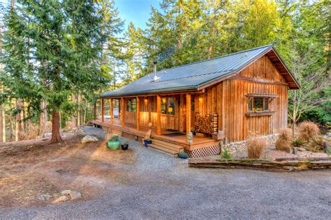 Potential liveaboard moorage the c&l 44 is a classic trawler for the pacific northwest. An Orcas cabin and yurt for the perfect island lifestyle ...