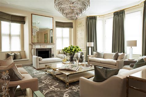 Small living room decor ideas that will make your interior feel larger and bring a stylish update to your living space. 10 Luxury Living Room Decoration by Katharine Pooley