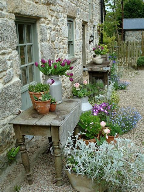 See more ideas about patio, backyard, outdoor rooms. 838 best Bloemen en planten images on Pinterest ...