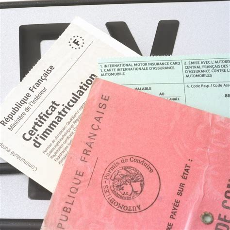 Une preuve de résidence (bail, contrat d'assurance habitation…). Demande de Certificat d'Immatriculation SIMPLE et RAPIDE