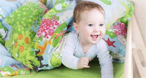 En esta etapa de la vida, crecen y aprenden los niños rápidamente. Juegos para niños de 12 a 16 meses - BabyCenter