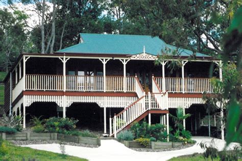 See more ideas about queenslander house, house, queenslander. 6 stunning examples of Queenslander homes - CompleteHome