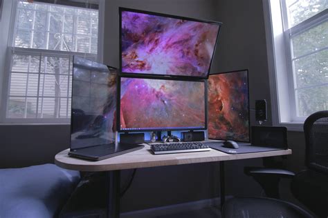 Computer desks, for example, often come complete with extra shelves or drawers that are meant for storing office you might even be able to fit three small gaming monitors onto this desk. Big battlestation in small space | Компьютер