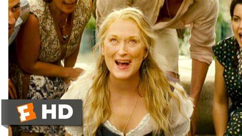 meryl streep singing her best moments from mamma mia to the prom