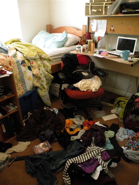 pin by folan flaherty on cleanandorganize messy bedroom messy house messy room