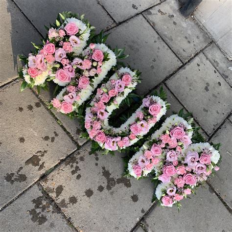 Pink And White Mum Letters Funeral Flowers Tribute Wreath Funeral