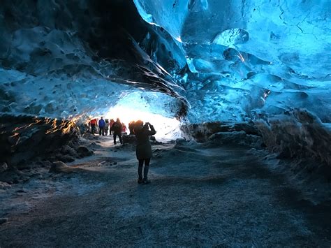 Top Attractions Of Ice Caves In Iceland No1 Guide To Ice Tour