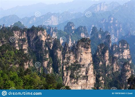 Zhangjiajie National Forest Park In Wulingyuan Scenic Area Hunan