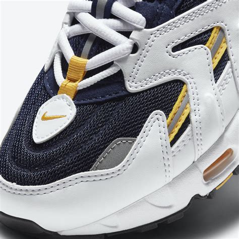 The discovery of exciting places, and unusual people on your own personal journey to freedom. Nike Air Max 96 II Midnight Navy CZ1921-100 Release Date - SBD