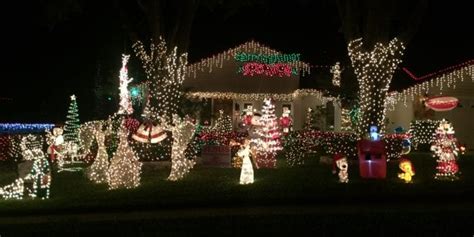 The Best Neighborhood Christmas Lights In Lakeland