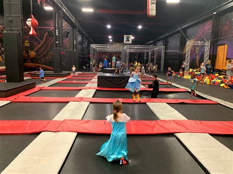 Happyly Defy Indoor Trampoline Park Nashville