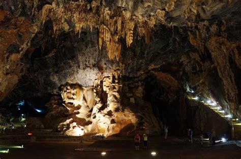 Spelunking In The Cango Caves Oudtshoorn