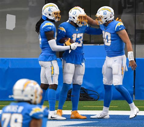 Multiple Chargers Stars Practice Together For St Time This Offseason In Minicamp Sports