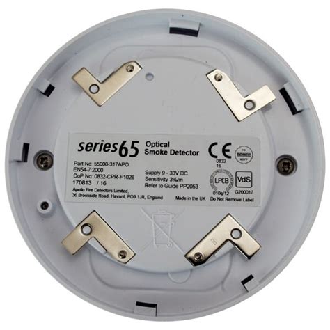 The optical smoke detector has a clear indicator led which emits red light when the detector is in alarm. Sicherheit & Gebäudeinstandhaltung Apollo Rauchmelder ...