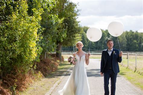 32+ ways twitter destroyed my hochzeitskleid natur without me noticing. Romantisches Hochzeitsfoto in der Natur in 2020 ...