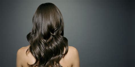 If you're notice dryness, itching, or any scalp issues, your hair will be affected by this, says brook. 8 Dermatologist Tips for Healthier Hair | HuffPost