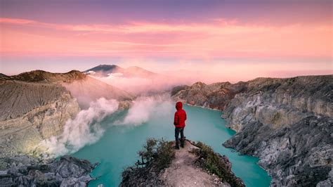 BromoVolcano Travel Guide Ijen Crater