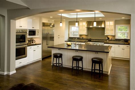 Craftsman has made a name for itself by successfully installing thousands of projects since 1965. craftsman kitchens | Craftsman Modern Kitchen | Home ...