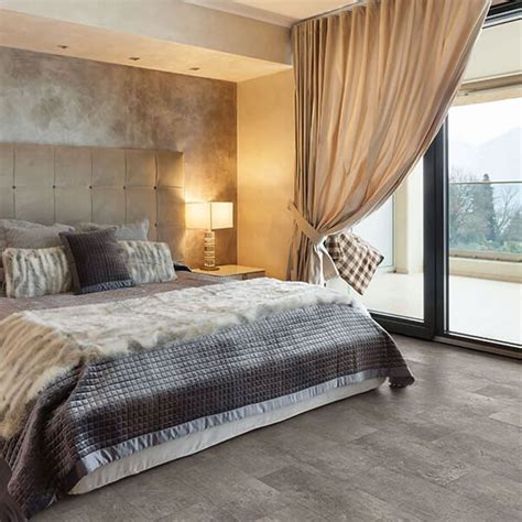 Waterproof vinyl plank (lvp) flooring installation. Luxury Vinyl Flooring in Conroe, Magnolia & Spring, TX | Color Interiors