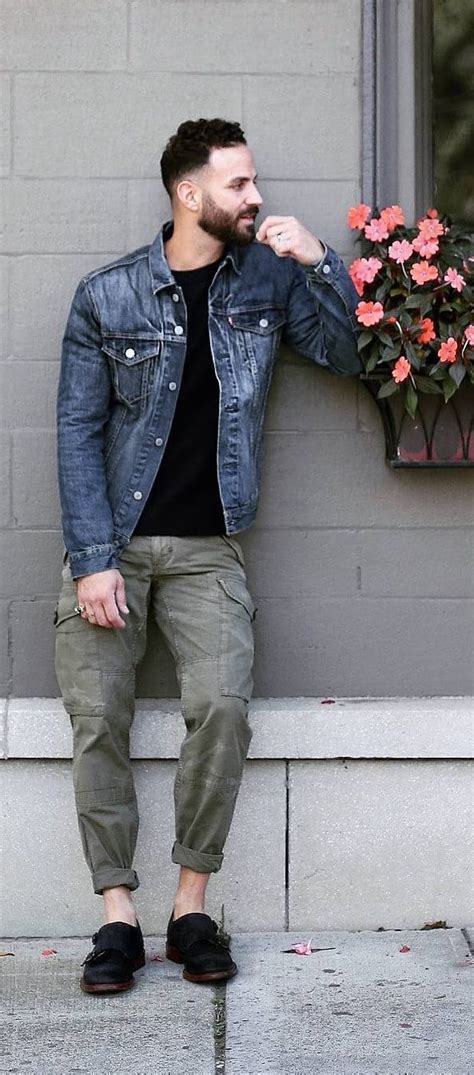 Every gent needs to ensure that he wears appropriate attire during all parts of his daily life and yes, that includes what he wears in bed. 5 Simple & Stylish Denim Jackets Ideas For Men This Year
