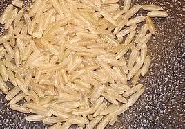 Setiap beras ada khasiatnya tersendiri yang boleh kita beli di pasaraya atau kedai runcit. |||eQuRlz|||: BERAS PERANG, BIJIRIN PELANGSING