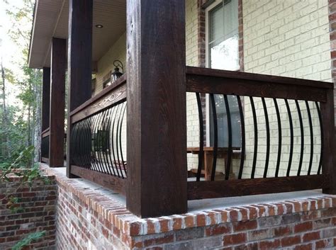 10 Modern Front Porch Railing Ideas