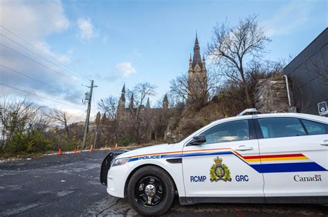 For one thing, most states allow a 30 day grace period to renew an expired license, and being stopped within that period will probably not result in an fraction against. RCMP say COVID-19 no excuse for expired auto insurance, drivers licences - HighRiskAutoPros.ca