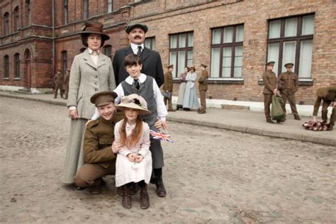The Passing Bells Series One Episode One Bbc Drama Tells Wwi Story From Both Sides Metro News
