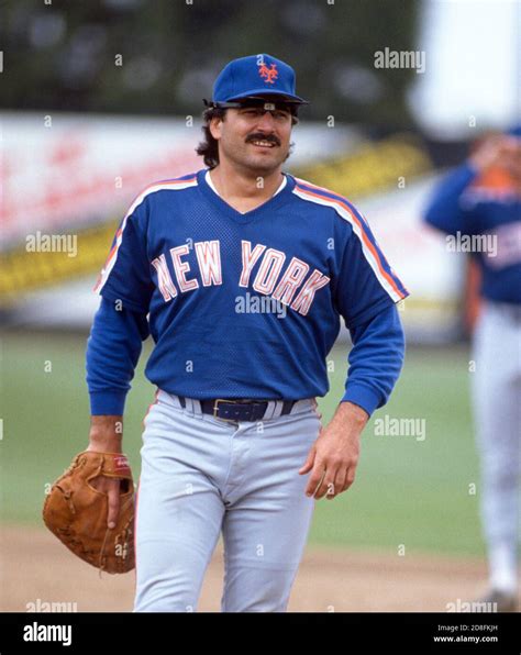 New York Mets First Baseman Keith Hernandez At The Spring Training