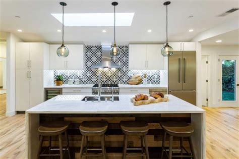 Welcome to our kitchen photo gallery, where you can find pictures of kitchens in all sorts of styles and colors. Kitchen Photo Gallery Top 2018 Remodeling Pictures & Pl