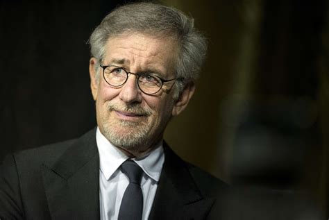 Spielberg became hollywood's youngest ever director. Spielberg Set To Make Anti-Netflix Charge At AMPAS Meeting ...