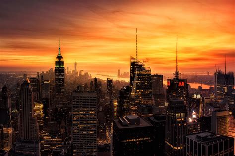 Download Manhattan Skyscraper Building Sunset Cityscape Usa City Man