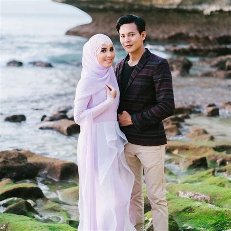 Pelakon dan penyanyi nazim othman telah pun mengeluarkan single terbaru beliau iaitu kerana cinta. (Gambar) Sekitar majlis resepsi Nazim Othman dan Bella ...