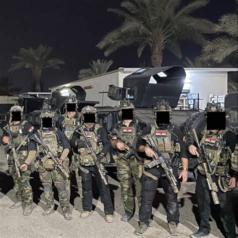 Green Berets Wearing Isof Black Uniforms While Deployed As A Crisis