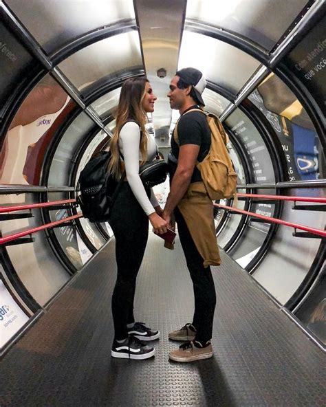 Pin De ⚡🐺 ️ Em Couples♡ Desejo De Viajar Casal Instagram