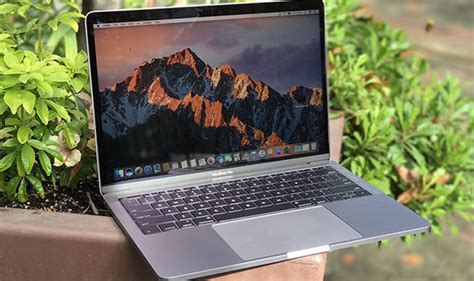 Macbook Pro 2016 Review First Look At Apples Latest Laptop Express