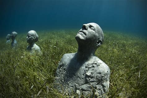 Photographs Sculptures At The Bottom Of The Ocean