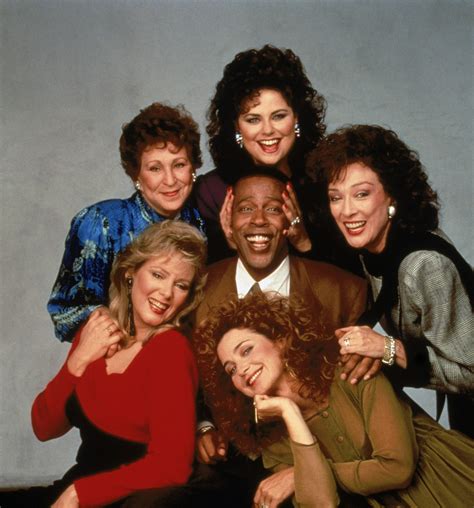 Designing Women Star Annie Potts Once Said She D Love A Revival Of