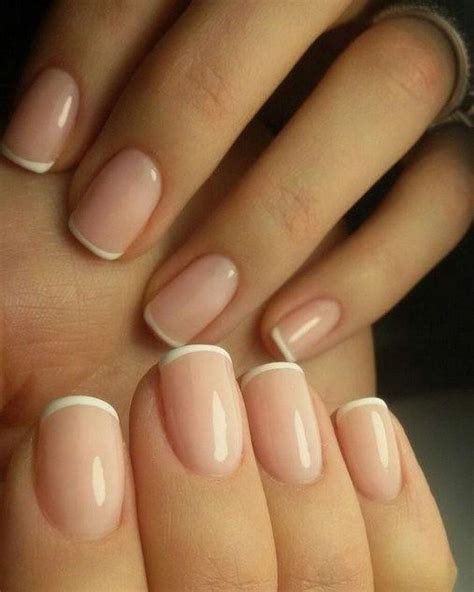 28 This Hack Makes A French Manicure Looks Incredible On Short Nails