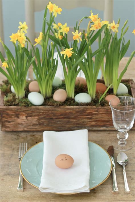 The dry paint can still smell strongly for a few days, so we recommend doing this easter craft at least a week in advance. 45 AMAZING EASTER TABLE DECORATION IDEAS.... - Godfather Style