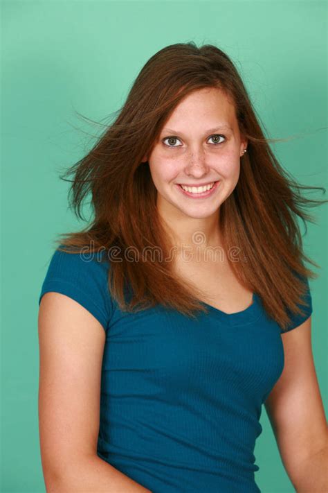 Het Meisje Van De Tiener In Bludeoverhemd Stock Afbeelding Afbeelding