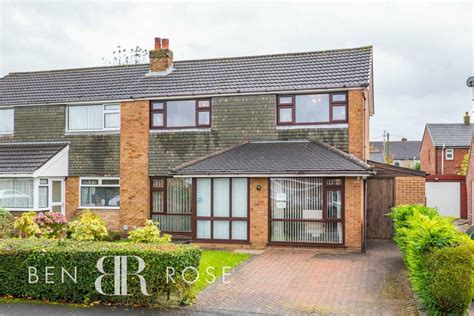 3 Bedroom Semi Detached House For Sale In The Fields Eccleston