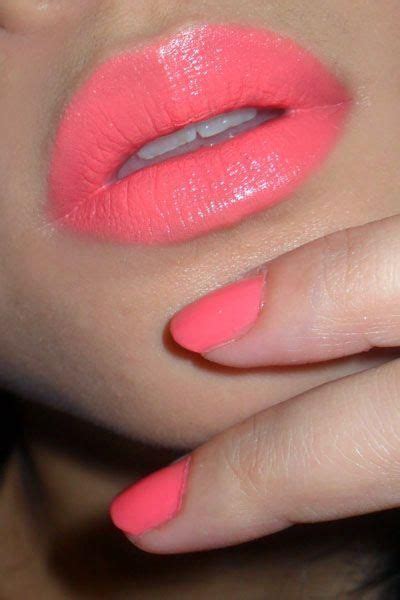 43 Best Coral Lips Ideas Coral Lips Hair Makeup Makeup Looks