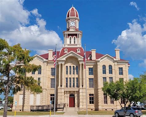 Fannin County Courthouses Historical Marker