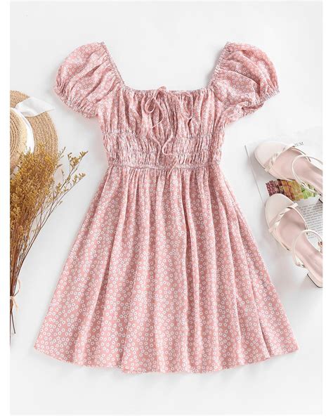 Zaful Print Ditsy Floral Ruched Puff Sleeve Milkmaid Dress In Pink Lyst